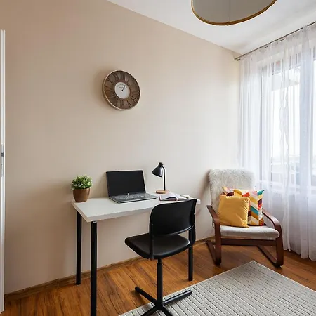 דירה ~comfortify~ Kingsize Bed, A/c, Wifi, Skylineview